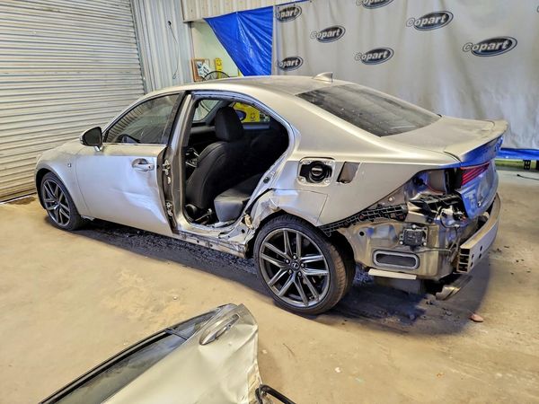 2017 LEXUS IS