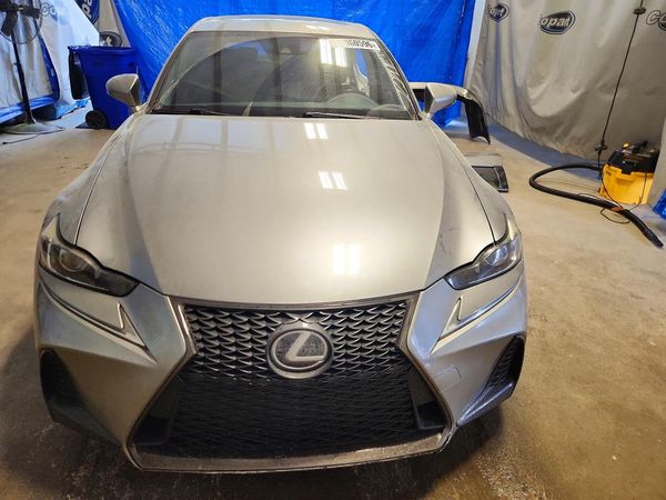 2017 LEXUS IS