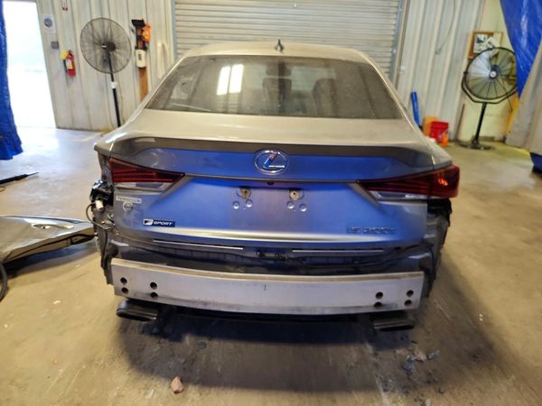 2017 LEXUS IS