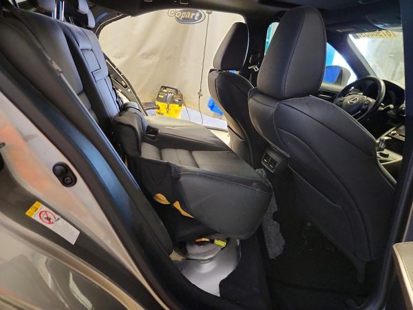 2017 LEXUS IS