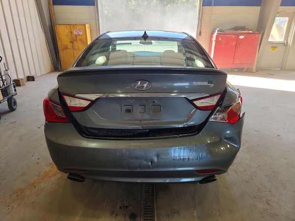 2013 HYUNDAI SONATA — DIRR