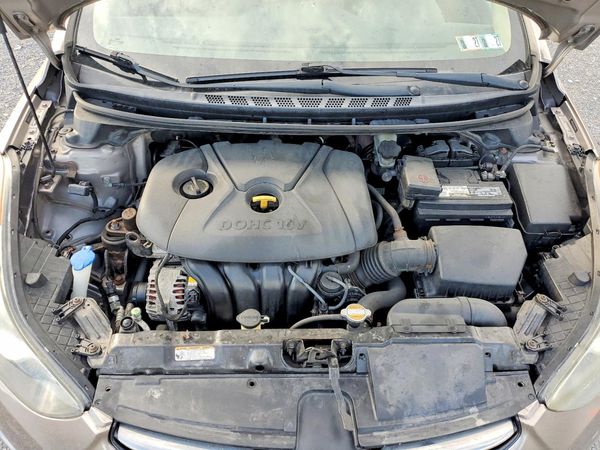 2012 HYUNDAI ELANTRA GLS(Middle grade)
