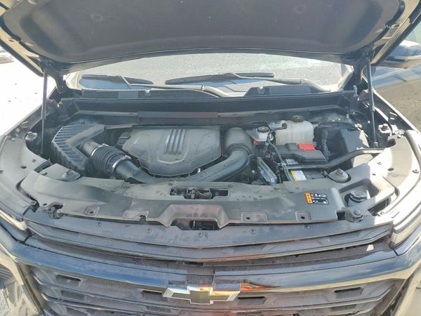 2024 CHEVROLET TRAVERSE LT — Engine bay