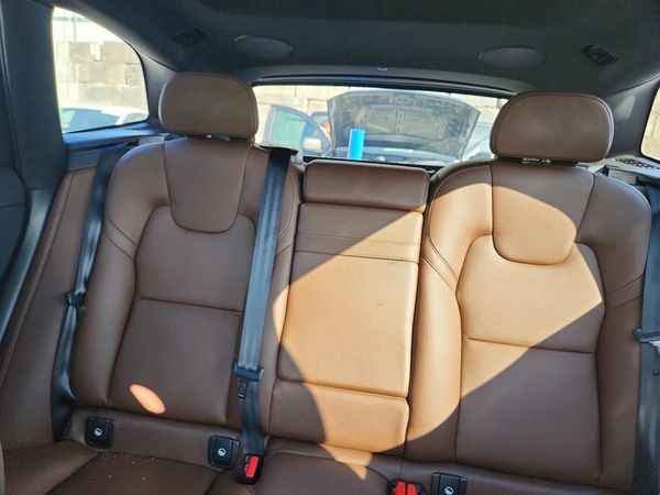 2020 VOLVO XC60 Inscription