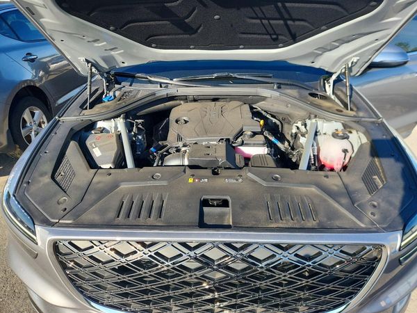 2026 GENESIS GV70