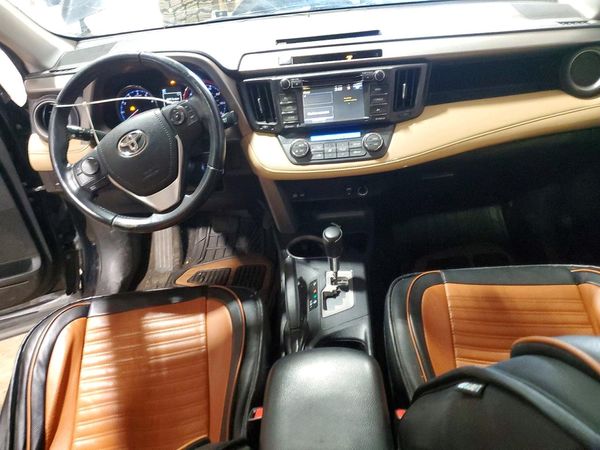 2016 TOYOTA RAV4 XLE (M Grade)