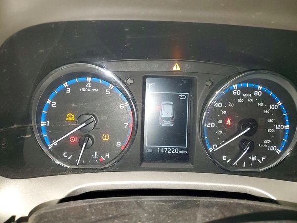 2016 TOYOTA RAV4 XLE (M Grade)