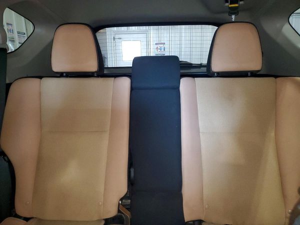 2016 TOYOTA RAV4 XLE (M Grade)