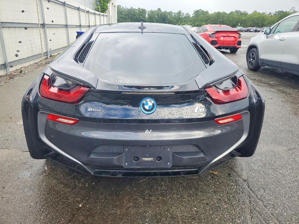 2015 BMW I8