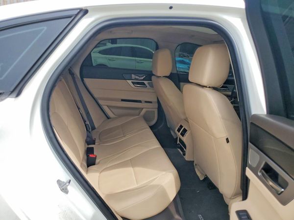 2019 JAGUAR XF