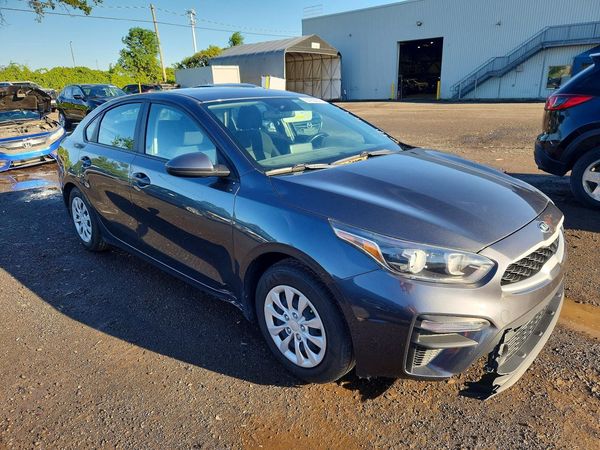 2021 KIA FORTE FE, LXS — Passenger 3/4