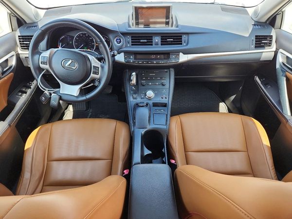 2012 LEXUS CT 200h