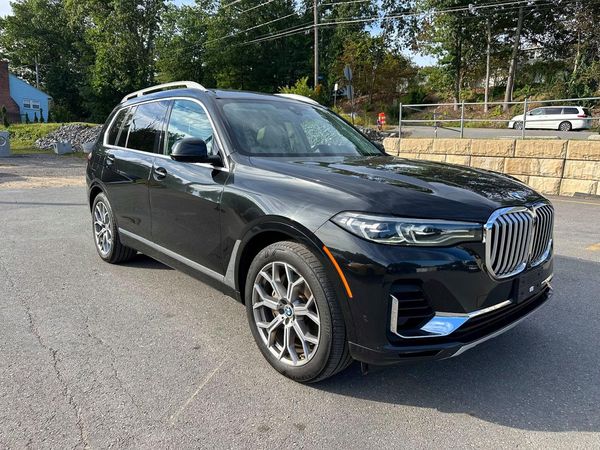 2019 BMW X7