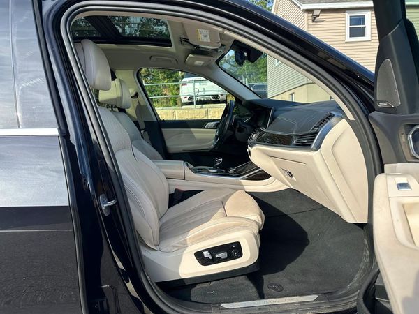 2019 BMW X7