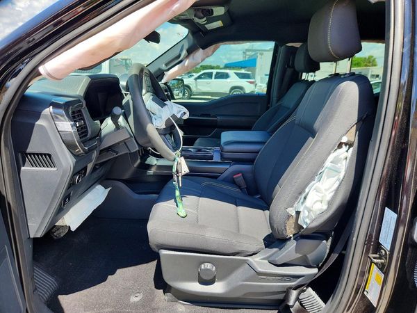 2024 FORD F150