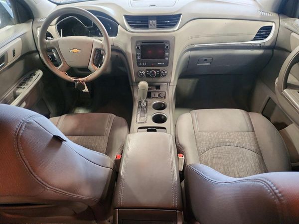 2016 CHEVROLET TRAVERSE LS