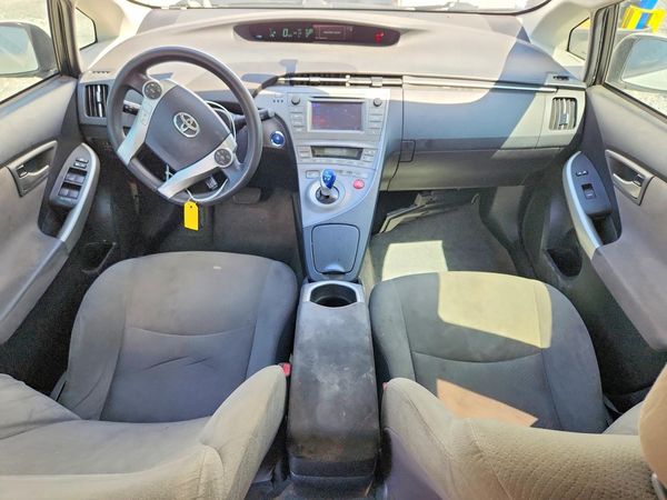 2015 TOYOTA PRIUS