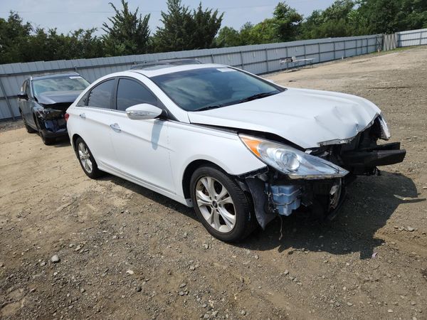 2013 HYUNDAI SONATA