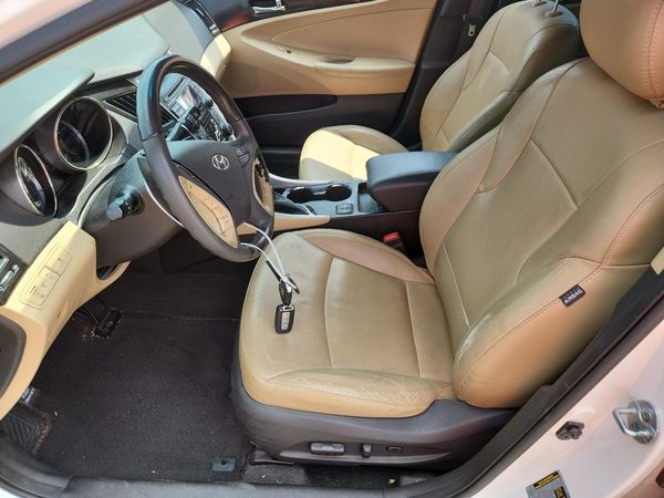 2013 HYUNDAI SONATA