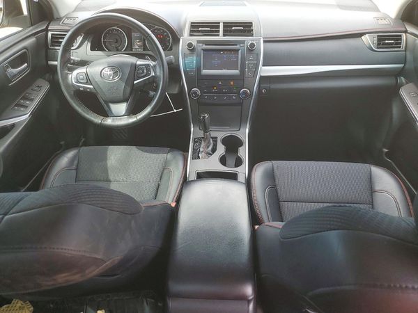 2016 TOYOTA CAMRY