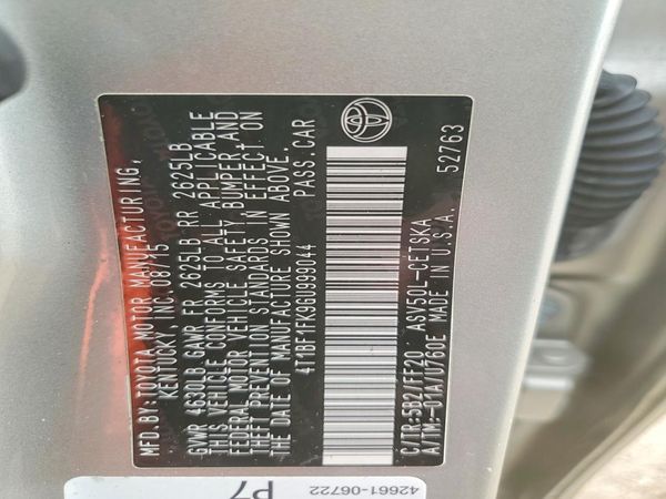 2016 TOYOTA CAMRY