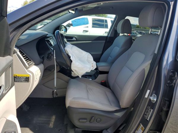 2017 HYUNDAI TUCSON
