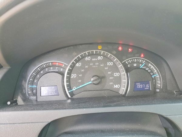 2012 TOYOTA CAMRY