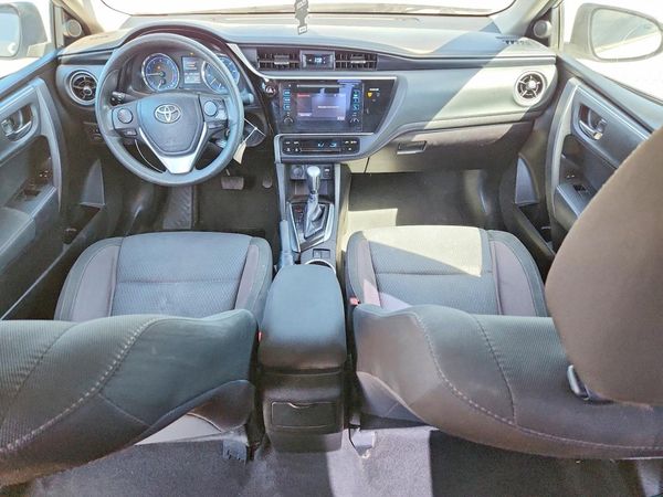 2017 TOYOTA COROLLA