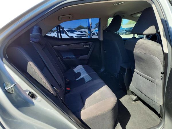 2017 TOYOTA COROLLA