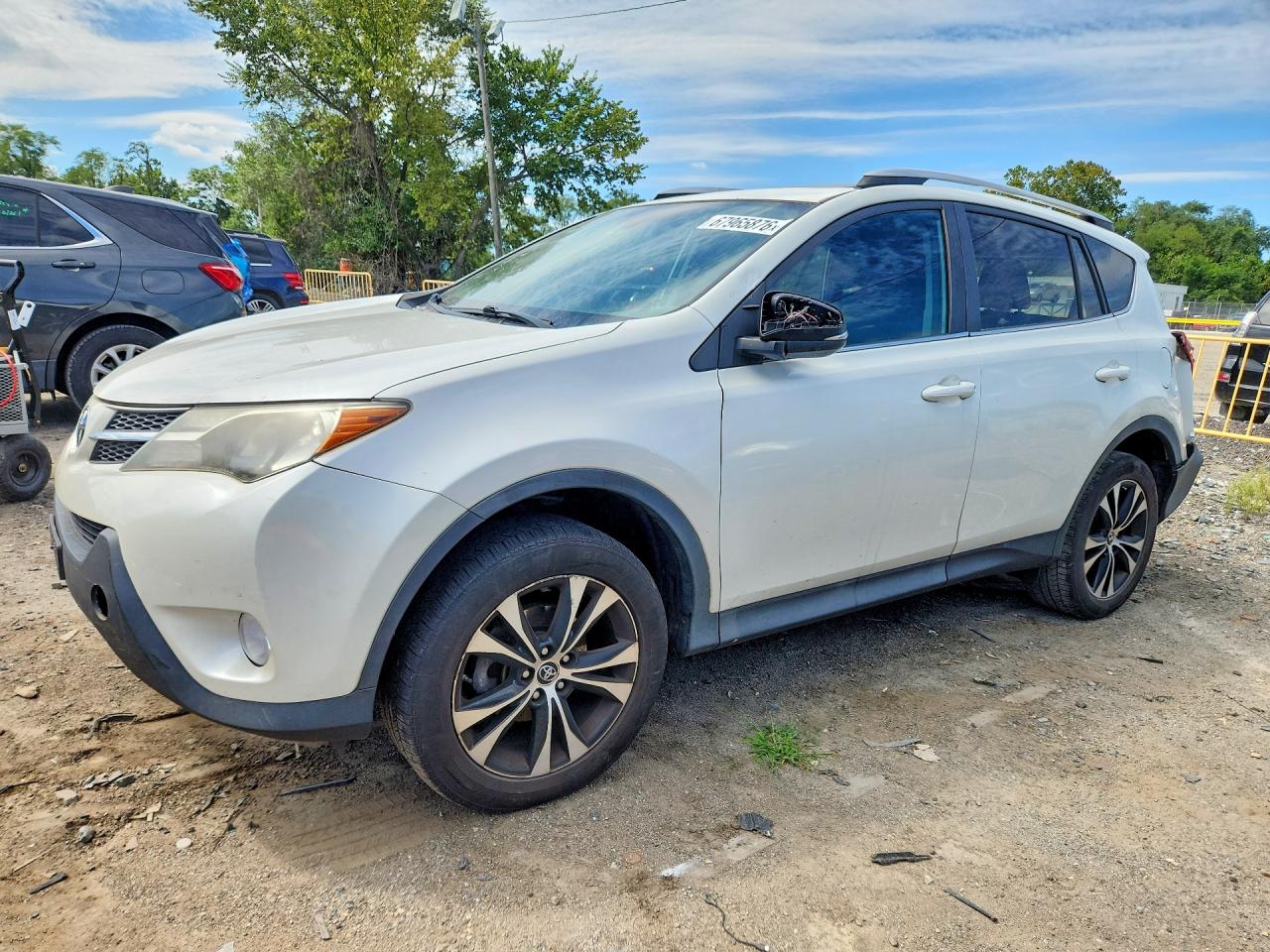 2015 TOYOTA RAV4