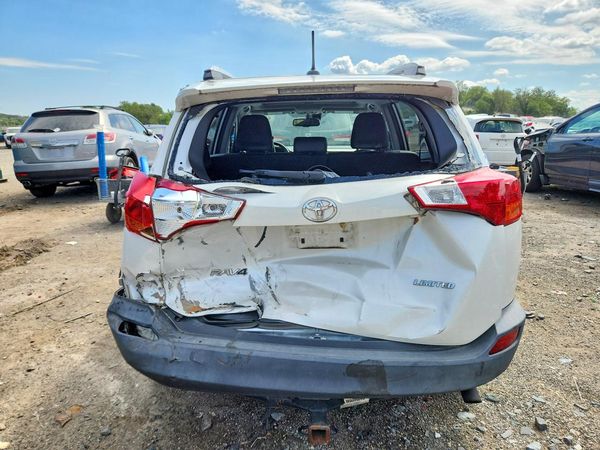 2015 TOYOTA RAV4