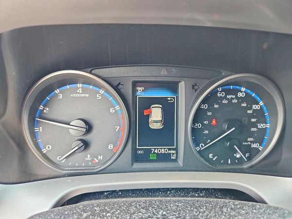 2018 TOYOTA RAV4 LE