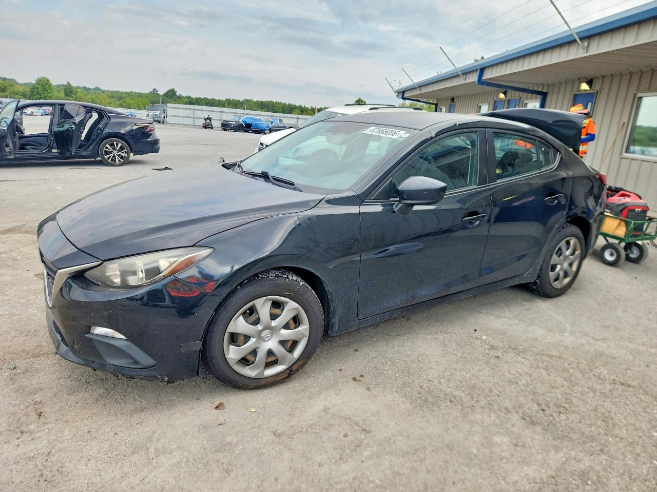 2016 MAZDA 3 SV/Base