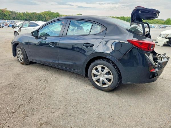 2016 MAZDA 3 SV/Base