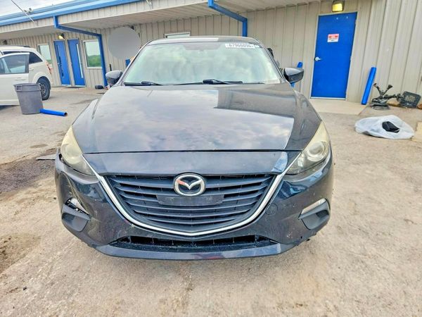 2016 MAZDA 3 SV/Base