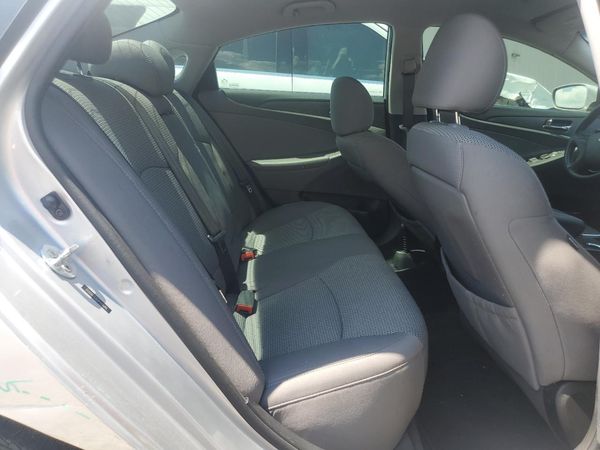 2012 HYUNDAI SONATA