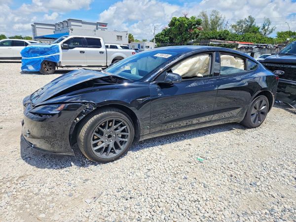 2025 TESLA MODEL 3