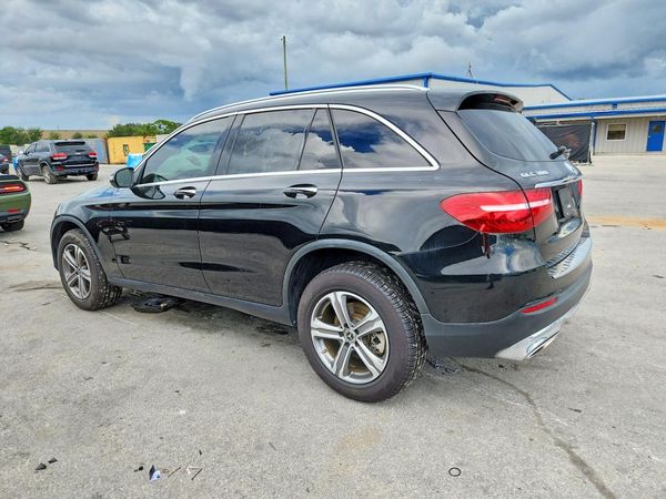 2019 MERCEDES-BENZ GLC