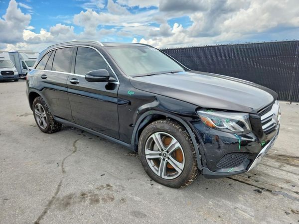 2019 MERCEDES-BENZ GLC