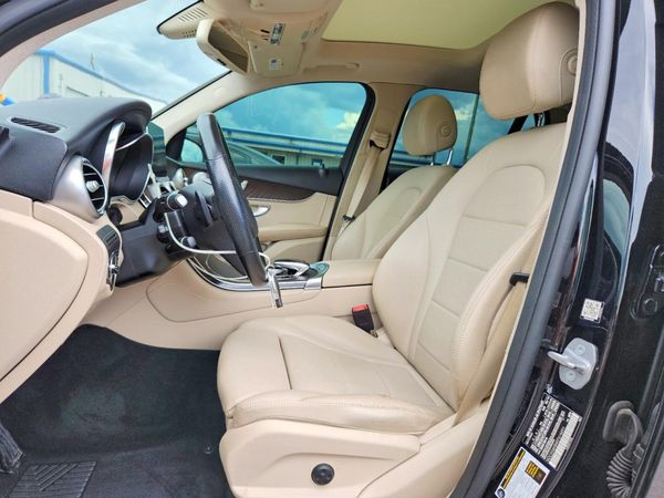2019 MERCEDES-BENZ GLC