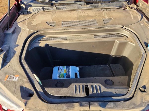 2021 FORD MUSTANG Premium — Engine bay