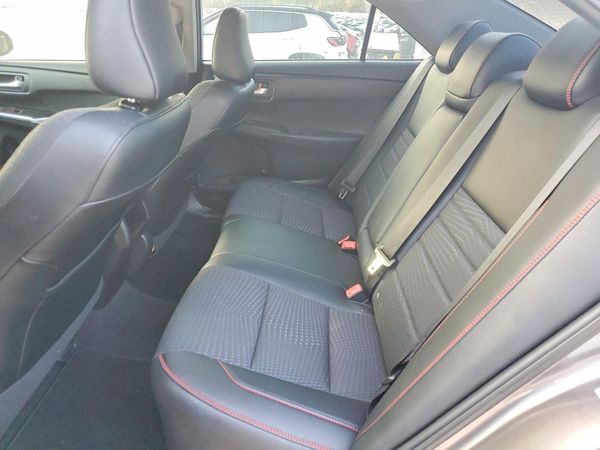 2015 TOYOTA CAMRY