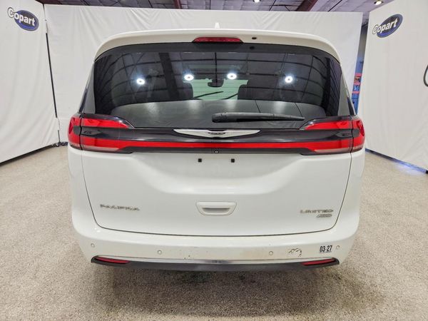 2021 CHRYSLER PACIFICA Limited — DIRR
