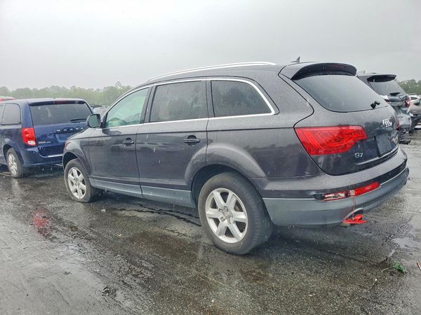 2013 AUDI Q7 Premium — DSRA