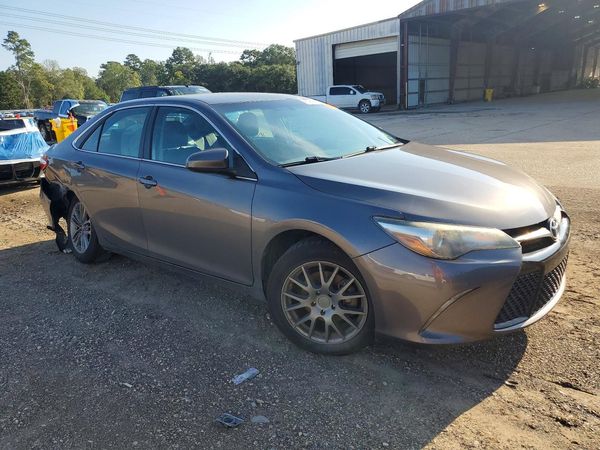 2017 TOYOTA CAMRY
