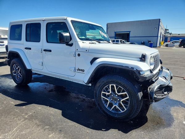 2025 JEEP WRANGLER 4-DOOR SAHARA