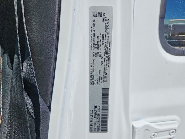 2025 JEEP WRANGLER 4-DOOR SAHARA