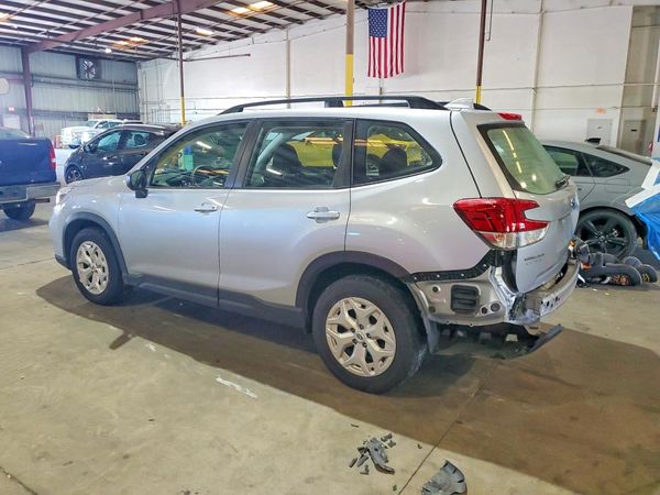 2021 SUBARU FORESTER Base