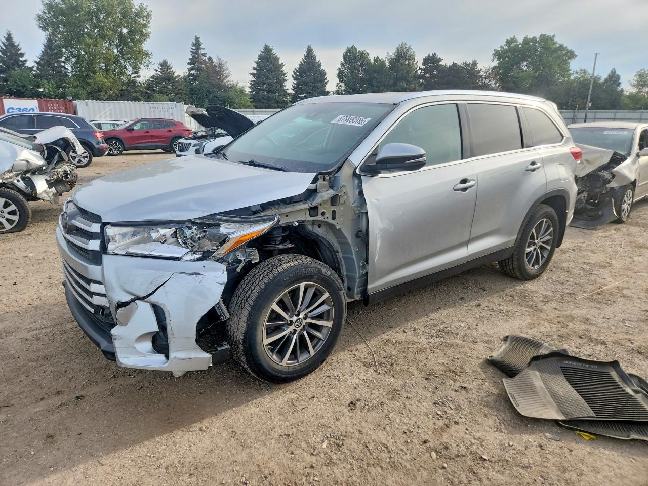 2019 TOYOTA HIGHLANDER