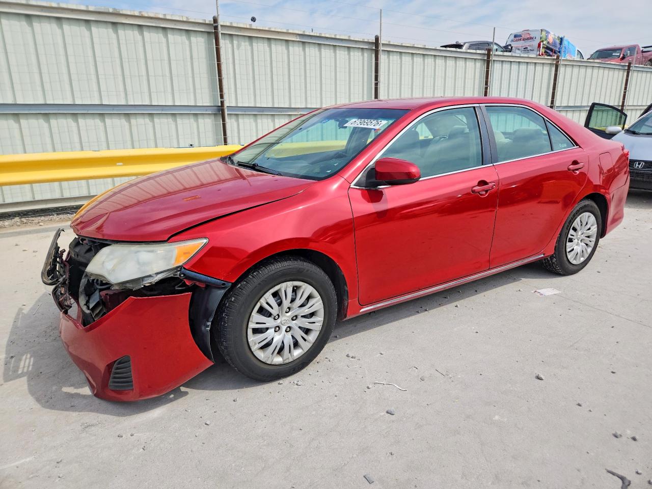 2013 TOYOTA CAMRY — Front 3/4